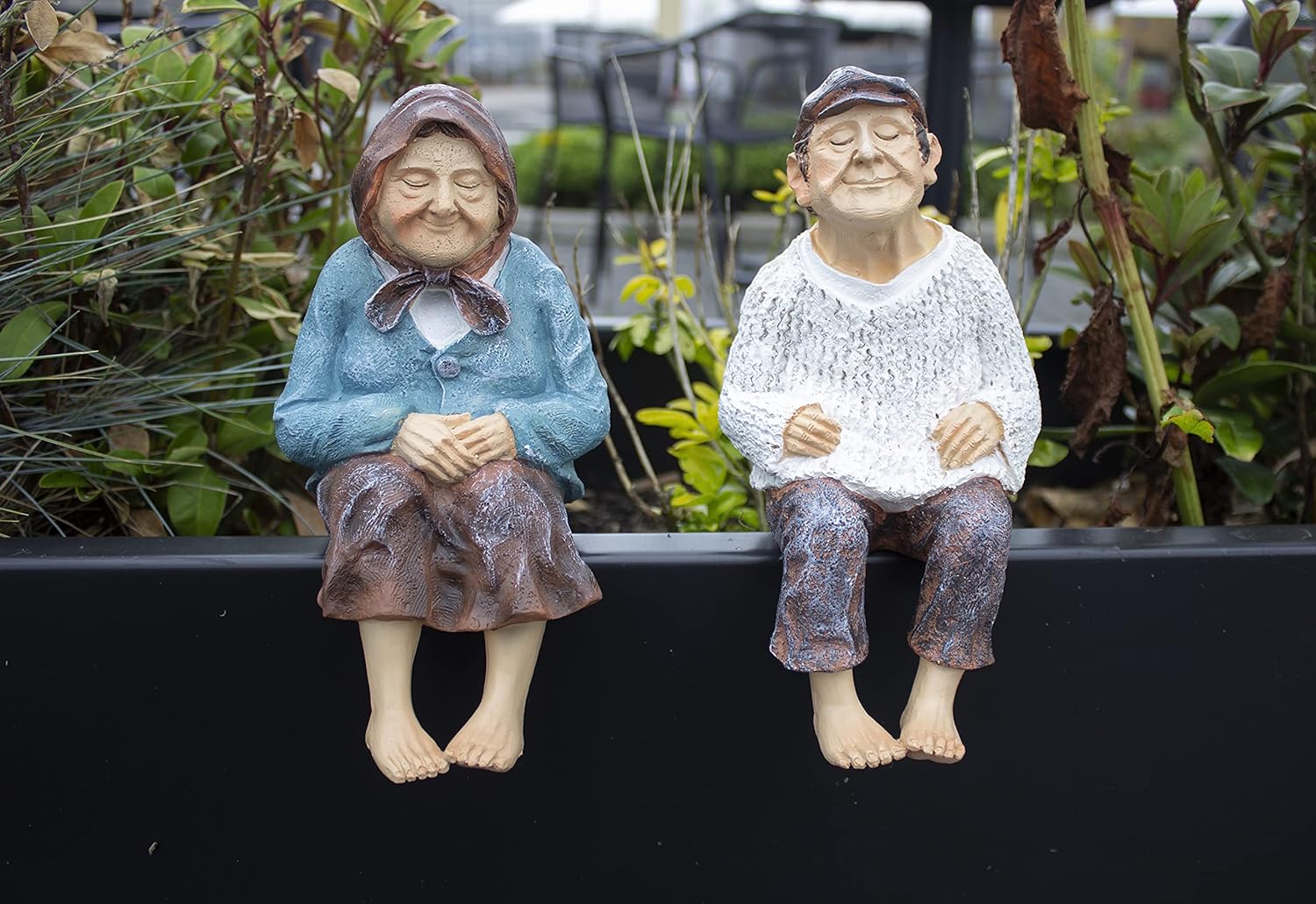 Set of 2 Grandparent Statues Grandmother & Grandfather Figurines Resin Ornament Decorative Sculptures Keepsake Home Garden